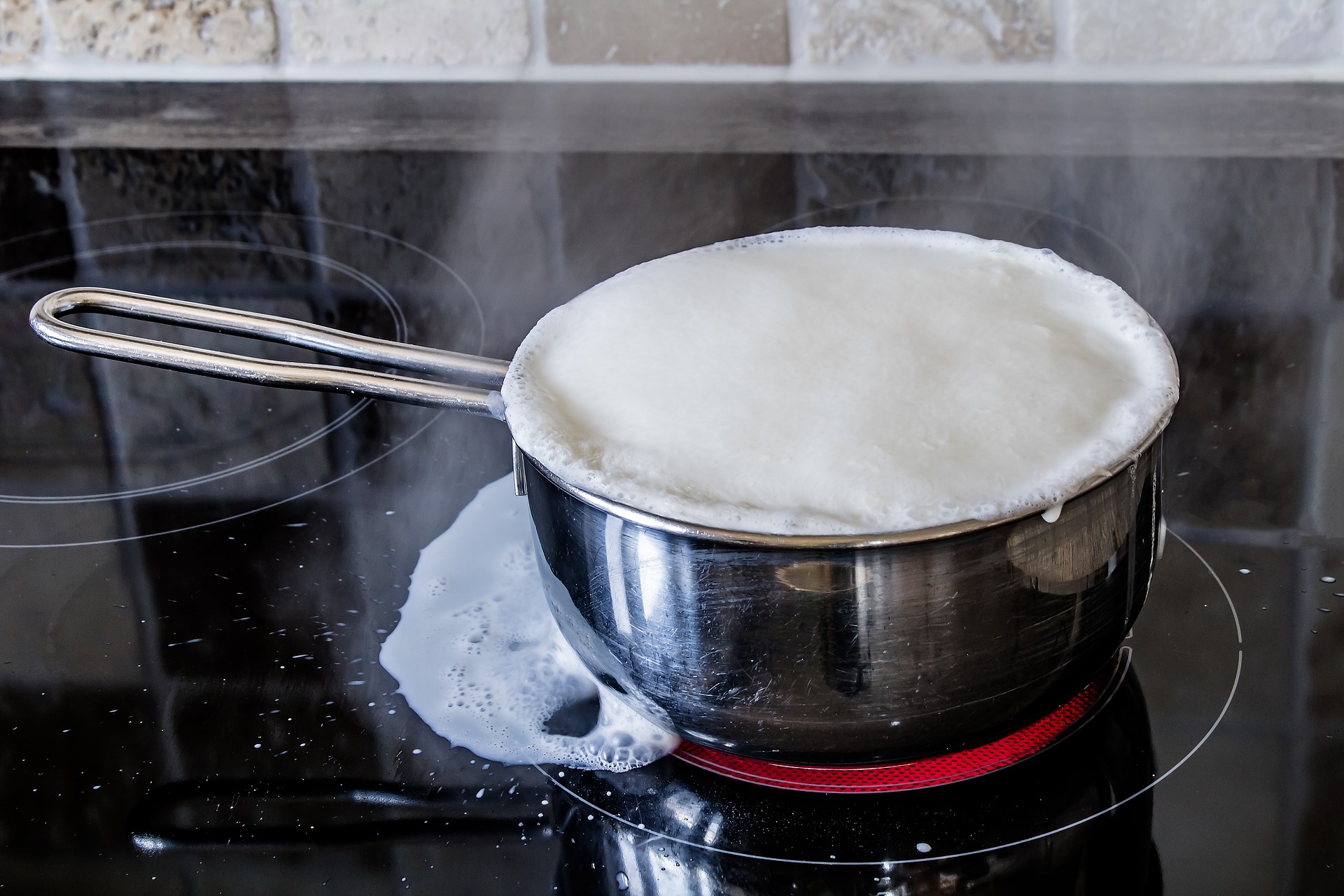 How To Boil Milk On Stove Without Burning at Jane Shepherd blog